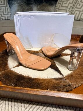 TOP Moda nude tan clear strap block heels